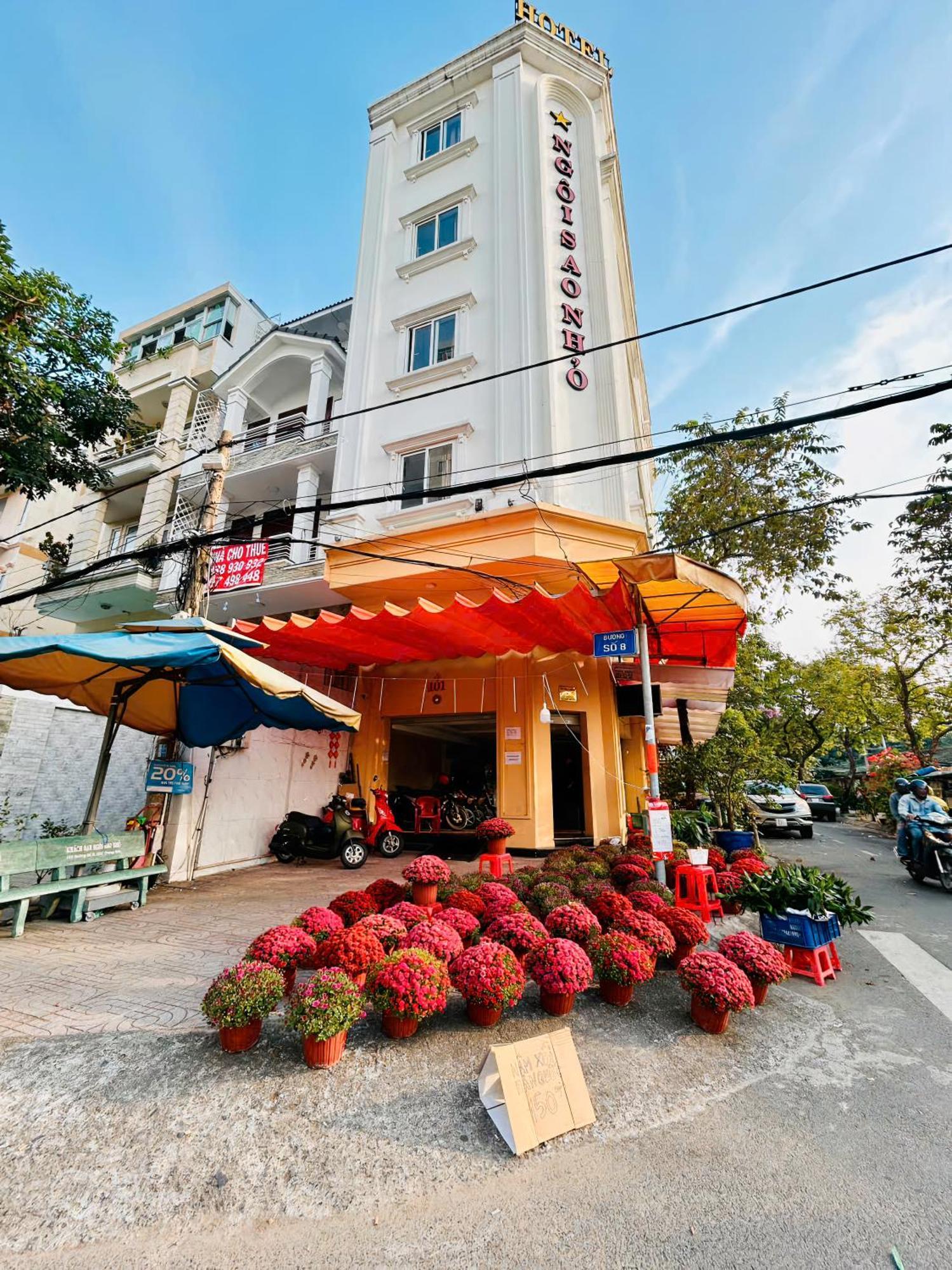 Ngoi Sao Nho Hotel Ho Chi Minh City Exterior photo